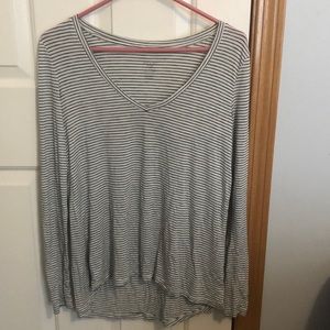 American Eagle Long sleeve T-shirt